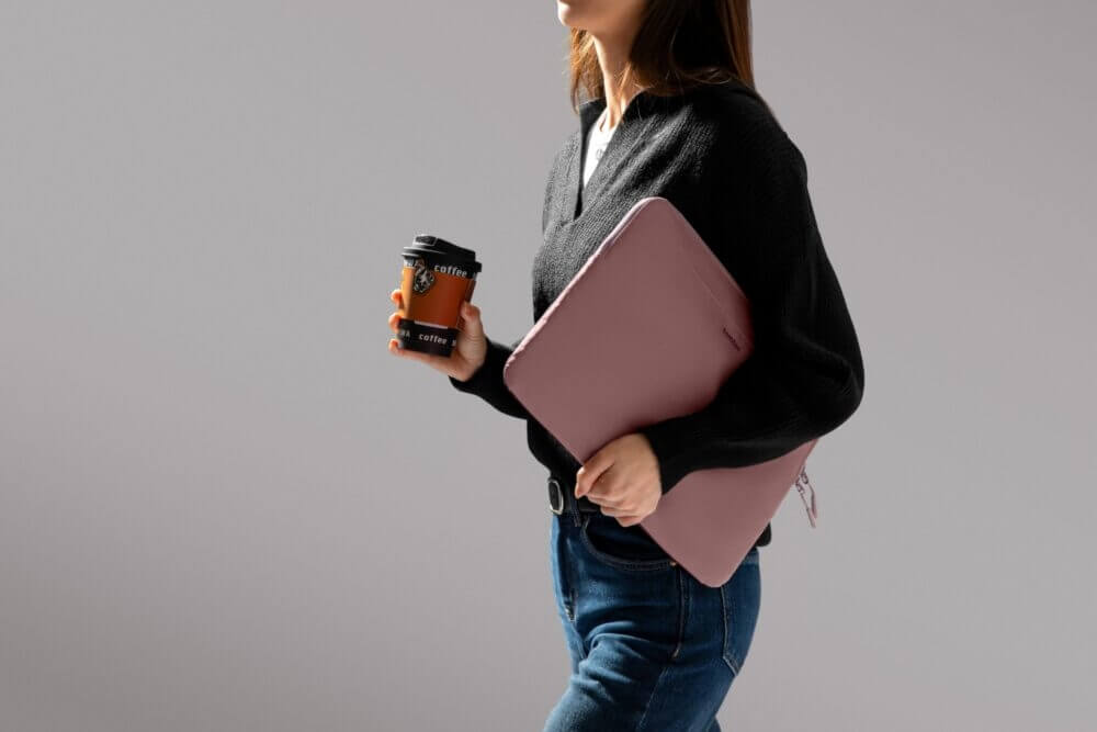 Túi xách Tomtoc A21F2 (USA) The Her Handbag MacBook 15-16 inch 9 Túi xách Tomtoc A21F2 (USA) The Her Handbag MacBook 15-16 inch - Thiết kế tôn vinh phái đẹp